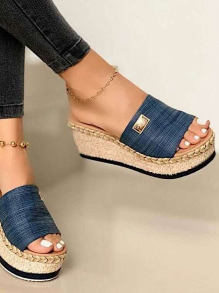 Wholesale Solid Color Wide Wedge Sandals