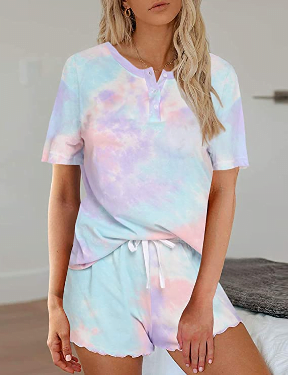 Top wholesale loungewear sets to purchase for SS2023!