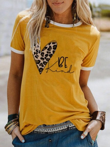 Be kind leopard print T-shirt