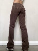 Button pockets straight trousers