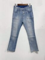 Buttoned Micro Flare Jeans