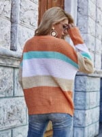 Color-block crew-neck knitted sweater