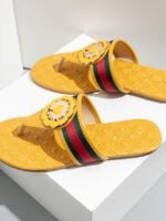 Wholesale Daisy Contrast Striped Flip-flops