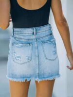 Fashion frayed denim skirt