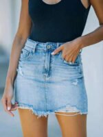 Fashion frayed denim skirt