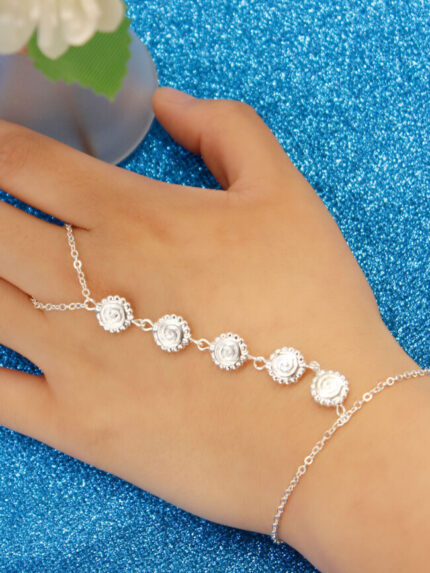 Finger Thread Lace Pendant Exquisite Bracelet