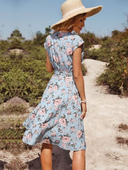 Floral-print crew-neck pleated dress