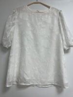 Wholesale Floral-textured puff-sleeve chiffon top