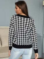 Houndstooth v-neck knitted sweater