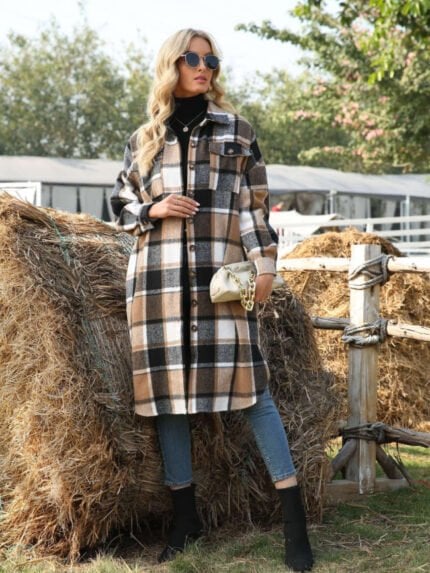 Lapel pocket plaid side slit long coat