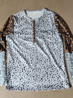 Leopard lace-paneled button top