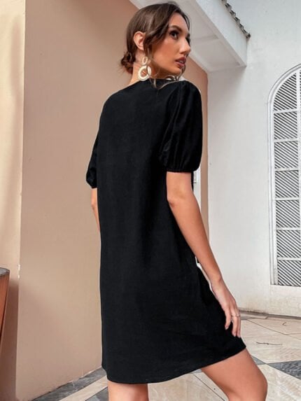 Loose lace-up puff sleeve dress