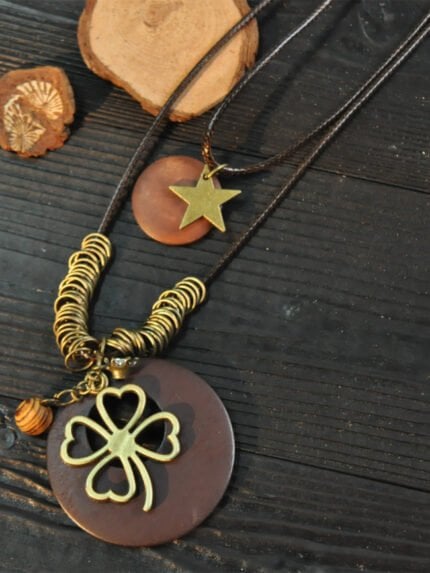 Lucky Shamrock pendant sweater chain