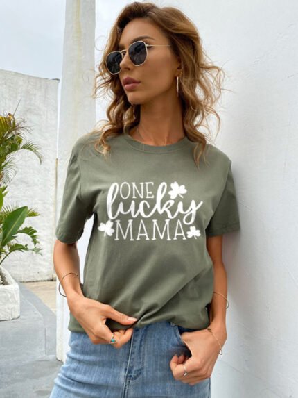 One Lucky MAMA Letter Print Casual T-Shirt