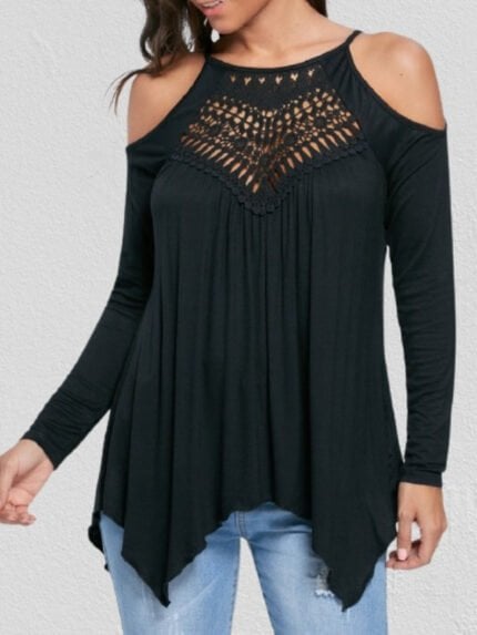 Oversized off-shoulder long-sleeved T-shirt