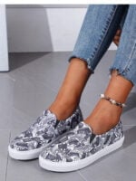 Printed elastic round toe flats