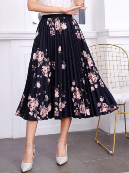 Printed elastic waist mid-length skirt