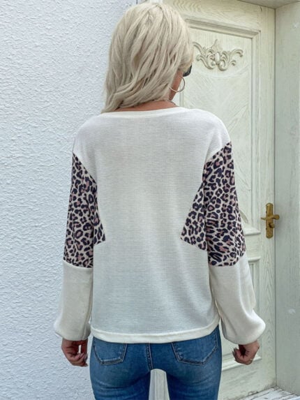 Round neck leopard stitch knit top