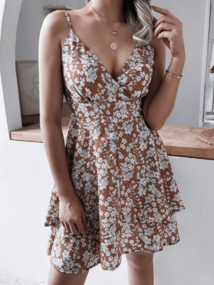 Wholesale Sexy V-Neck Sling Floral Pleated Dress