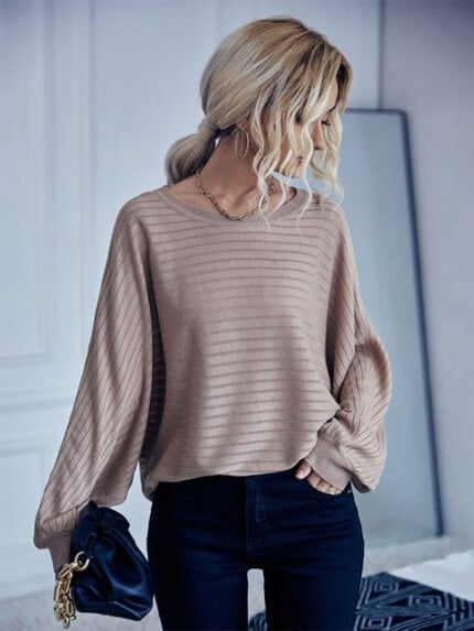 Solid color loose bat sleeve knitted sweater