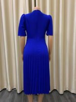 Wholesale Solid color round neck pleated dress