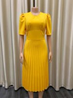 Wholesale Solid color round neck pleated dress