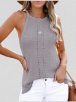 Solid color sleeveless knitted vest