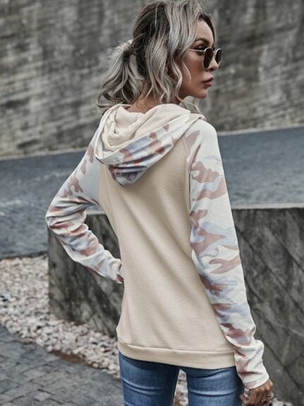 Tie-dye print panelled thin hooded top