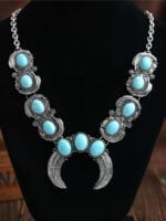 Trendy Turquoise Horn Pendant Necklace