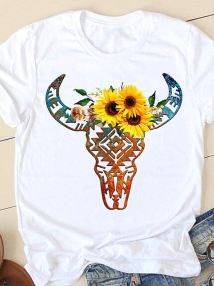 Western Cow Graphic Print Round Neck Short Sleeve Tee