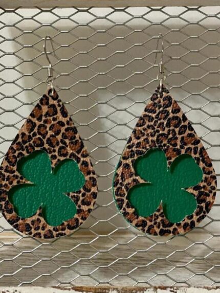 Wholesale St. Patrick's Day teardrop-shaped double quatrefoil leather earrings