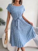 Wholesale Floral Crew Neck Pleated Dress