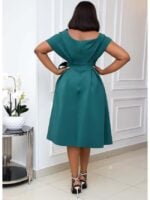 Wholesale Lace-up V-Neck Solid Pleated Dress