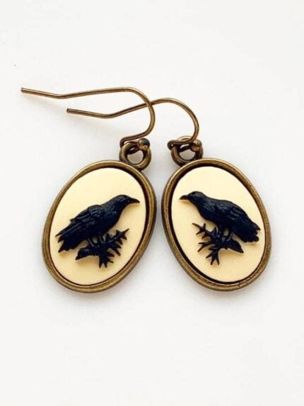 Wholesale Simple Vintage Oval Crow Earrings