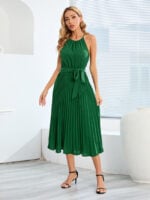 Wholesale Sleeveless Pleated dress with belt