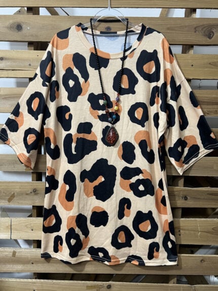 Wholesale leopard print loose fit short sleeve top