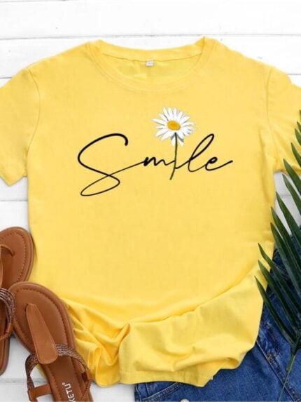 Wholesale Daisy With Smile Letter Graphic T-Shirt