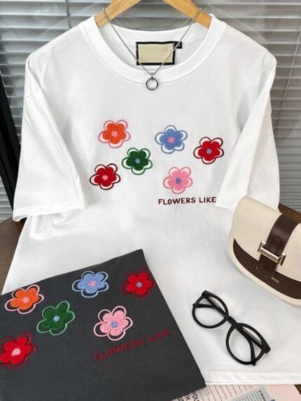 Wholesale Sweet Floral T-shirt