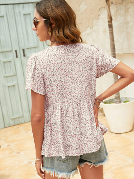 Wholesale V-neck pleated floral casual top