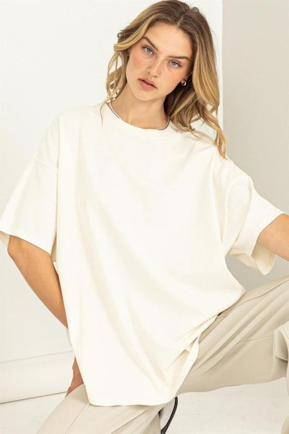 Why Blank Oversized T Shirts Are The Latest Trend