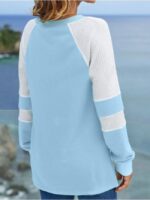 Wholesale V-neck Color Contrast Panel Long Sleeve T-shirt