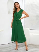 Wholesale Sexy Sleeveless V Neck Pleated Dress