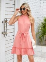 Wholesale Solid Color Halter Neck Sleeveless Pleated Dress