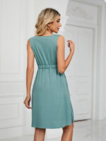 Wholesale Solid Color Sleeveless Button Pocket Dress