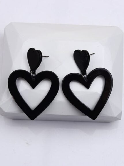 Wholesale Cutout Heart Acrylic Earrings