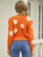 Wholesale Daisy Round Neck Cropped Sweater