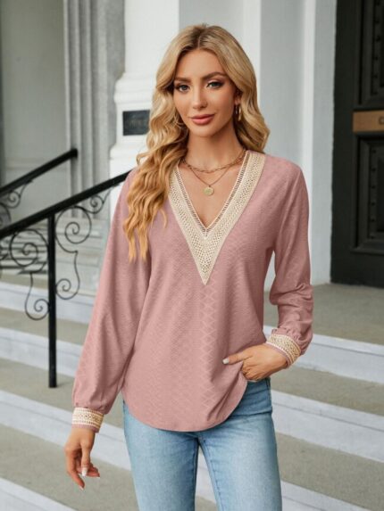 Wholesale Lace Paneled V Neck Loose Long Sleeved T-shirt