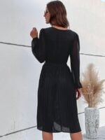 Wholesale V Neck Pleated Puff Sleeve Dress