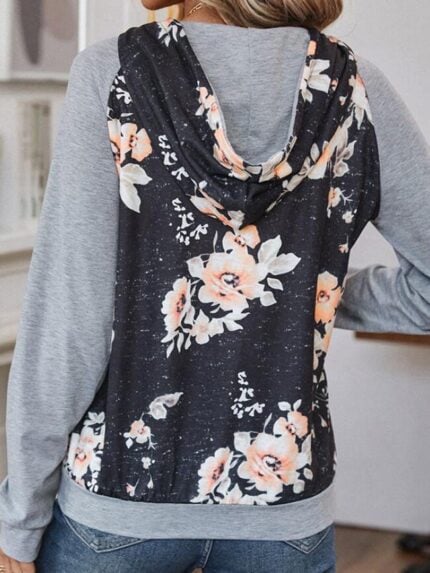 Wholesale Floral Patch Pocket Casual Hoodie