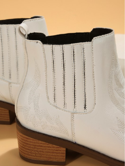 Wholesale Retro Chunky Heel Embroidered Ankle Boots